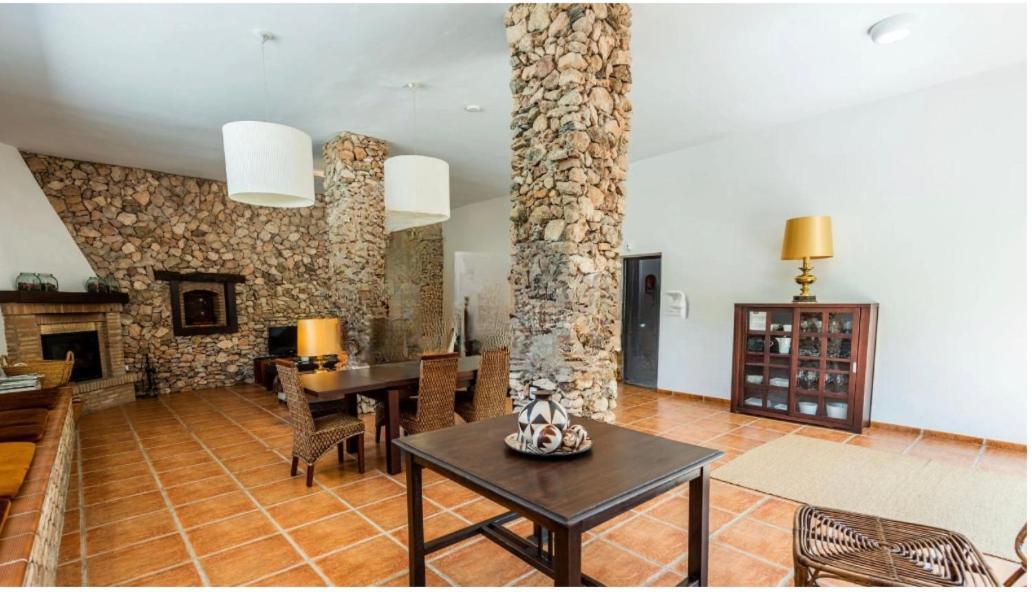 Cortijo Andaluz Doña Adela Hostal Almería Exterior foto